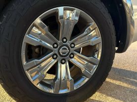 2017 NISSAN ARMADA SUV - AUTOMATIC - Dart Auto Group