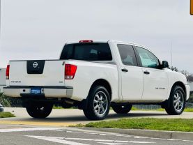 2010 NISSAN TITAN CREW CAB