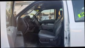 2013 Ford F450 Super Duty Crew Cab & Chassis 176" W.b. 4d - Image 9