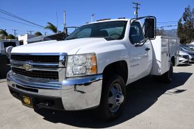2009 CHEVROLET SILVERADO 3500 HD REGULAR CAB & CHASSIS CAB CHASSIS V8, 6.0 LITER 137" W.B. 2D