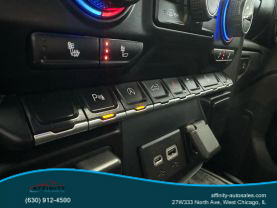 2019 CHEVROLET SILVERADO 1500 CREW CAB PICKUP V8, ECOTEC3, DFM, 5.3 LITER LT TRAIL BOSS PICKUP 4D 5 3/4 FT