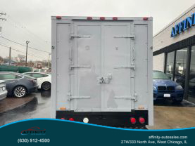 2004 CHEVROLET EXPRESS CUTAWAY CAB_CHASSIS V8, 6.0 LITER VAN CAB-CHASSIS 2D