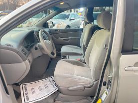 2008 TOYOTA SIENNA