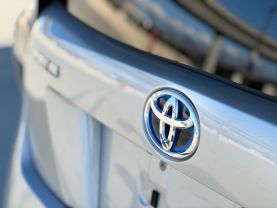 2016 TOYOTA PRIUS HATCHBACK 4-CYL, HYBRID, 1.8 LITER TWO HATCHBACK 4D
