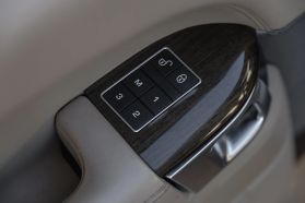 2016 Land Rover Range Rover Sport - Image 57