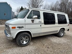 1989 CHEVROLET G20 VANS CARGO 5.7 WHEELCHAIR LIFT at T&T Repairables - used car dealership in Spencer, Indiana.
