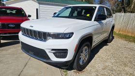 2024 Jeep Grand Cherokee - Image 1