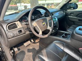 2011 CHEVROLET AVALANCHE SUV V8, FLEX FUEL, 5.3 LITER LT SPORT UTILITY PICKUP 4D 5 1/4 FT