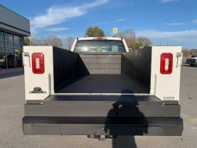 2020 FORD F250 SUPER DUTY CREW CAB 8FT KNAPHEIDE SERVICE BED TRUCK SERVICE/UTILITY TRUCKS V8, FLEX FUEL, 6.2 LITER XL PICKUP 4D 8 FT - Eddies Auto Sales