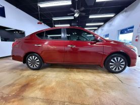 2017 NISSAN VERSA