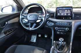 2020 HYUNDAI VELOSTER