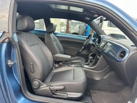 Used 2016 VOLKSWAGEN BEETLE HATCHBACK 4-CYL, TURBO, 1.8 LITER 1.8T SEL HATCHBACK 2D - LA Auto Star located in Virginia Beach, VA