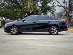 2019 KIA FORTE SEDAN 4-CYL, 2.0 LITER LXS SEDAN 4D