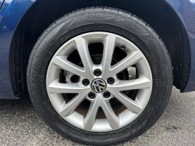 Used 2012 VOLKSWAGEN JETTA SEDAN 5-CYL, 2.5 LITER 2.5L SE SEDAN 4D - LA Auto Star located in Virginia Beach, VA