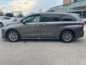 2022 TOYOTA SIENNA
