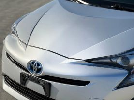 2016 TOYOTA PRIUS HATCHBACK 4-CYL, HYBRID, 1.8 LITER TWO HATCHBACK 4D