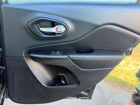 2014 Jeep Cherokee Limited Sport Utility 4d - Image 28
