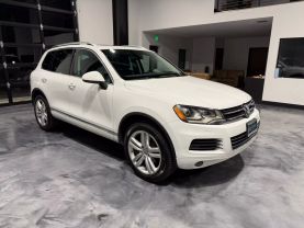 2013 VOLKSWAGEN TOUAREG SUV V6, TURBO DIESEL, 3.0 LITER TDI EXECUTIVE SPORT UTILITY 4D