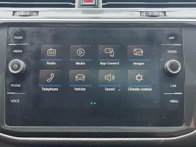 2019 VOLKSWAGEN TIGUAN SUV 4-CYL, TURBO, 2.0 LITER 2.0T SE SPORT UTILITY 4D