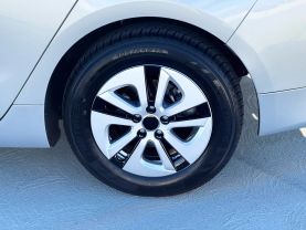 2016 TOYOTA PRIUS HATCHBACK 4-CYL, HYBRID, 1.8 LITER TWO HATCHBACK 4D