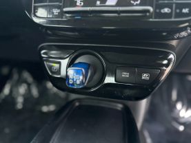 2019 TOYOTA PRIUS