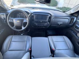 2017 Chevrolet Silverado 3500 Hd Crew Cab & Chassis - Image 38