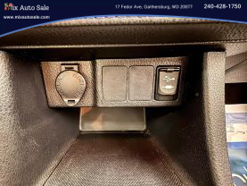 2017 TOYOTA COROLLA SEDAN 4-CYL, 1.8 LITER SE SEDAN 4D