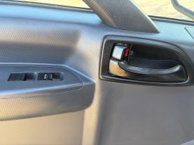 2023 Chevrolet Silverado 2500 Hd Regular Cab Work Truck Pickup 2d 8 Ft - Image 13