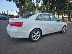 2009 Hyundai Sonata - Image 8