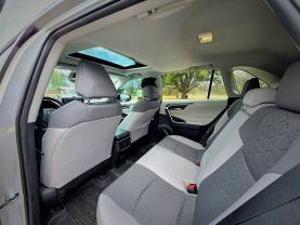 2021 TOYOTA RAV4 HYBRID SUV 4-CYL, HYBRID, 2.5 LITER XLE SPORT UTILITY 4D