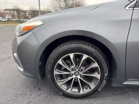 2018 Toyota Avalon - Image 22