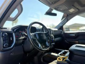 2019 Chevrolet Silverado 1500 Crew Cab - Image 19