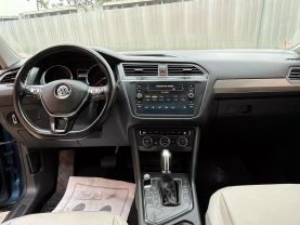 2019 VOLKSWAGEN TIGUAN SUV 4-CYL, TURBO, 2.0 LITER 2.0T SE SPORT UTILITY 4D