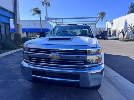 2017 Chevrolet Silverado 3500 Hd Crew Cab & Chassis - Image 12