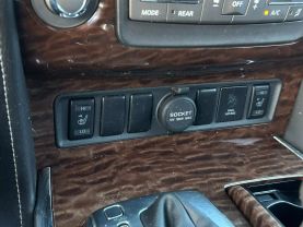 2017 NISSAN ARMADA SUV - AUTOMATIC - Dart Auto Group