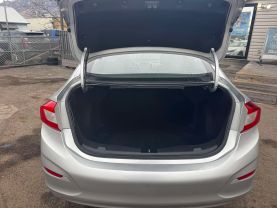 2017 CHEVROLET CRUZE SEDAN 4-CYL, TURBO, 1.4 LITER LT SEDAN 4D