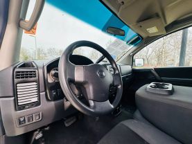 2010 NISSAN TITAN CREW CAB
