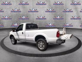 2015 FORD F250 SUPER DUTY REGULAR CAB PICKUP V8, FLEX FUEL, 6.2 LITER XL PICKUP 2D 8 FT