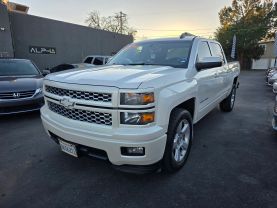 2015 CHEVROLET SILVERADO 1500 CREW CAB PICKUP V8, ECOTEC3, 5.3 LITER LT PICKUP 4D 5 3/4 FT