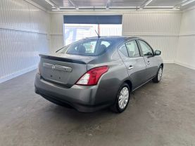 2017 NISSAN VERSA