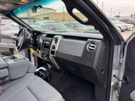 2013 FORD F150 SUPERCREW CAB PICKUP V6, FLEX FUEL, 3.7 LITER XL PICKUP 4D 5 1/2 FT at Motors On Wheels - used car dealership in Houston, Texas.