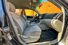 2011 TOYOTA HIGHLANDER SUV - AUTOMATIC - Gentle Carmen Auto