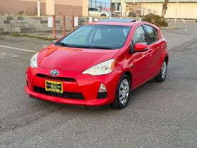 2013 TOYOTA PRIUS C HATCHBACK 4-CYL, HYBRID, 1.5 LITER THREE HATCHBACK 4D