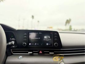 2023 Hyundai Elantra - Image 18