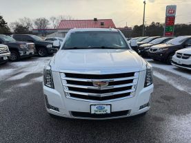 2019 CADILLAC ESCALADE SUV V8, 6.2 LITER LUXURY SPORT UTILITY 4D