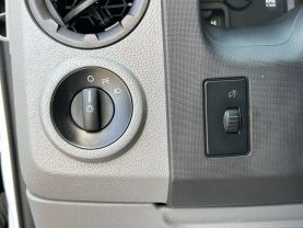 2015 FORD E350 SUPER DUTY CUTAWAY CUTAWAY - AUTOMATIC - Dart Auto Group