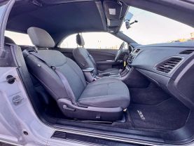 2011 CHRYSLER 200