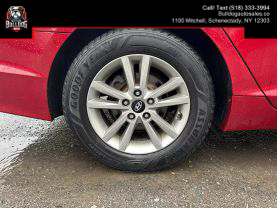 2015 HYUNDAI SONATA SEDAN 4-CYL, 2.4 LITER SE SEDAN 4D