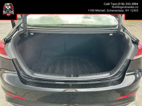 2017 HYUNDAI ELANTRA SEDAN 4-CYL, 2.0 LITER SE SEDAN 4D