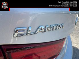 2016 HYUNDAI ELANTRA SEDAN 4-CYL, 1.8 LITER SE SEDAN 4D